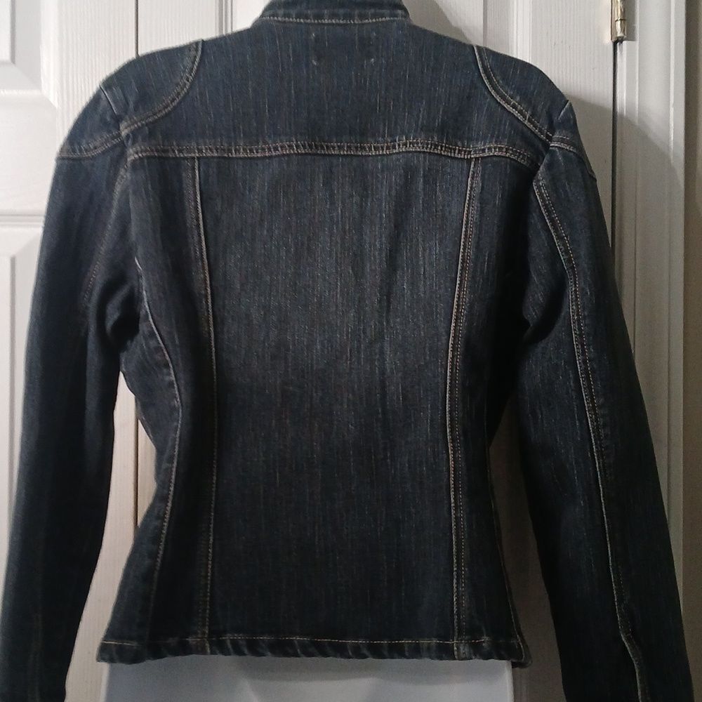 Live a Little Denim fitted jean jacket faint pinstripe look  Sz M NWOT - Picture 5 of 7